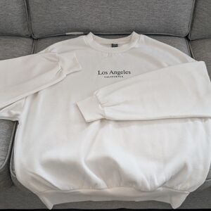 SHEIN White Crewneck Sweater with Los Angeles Print